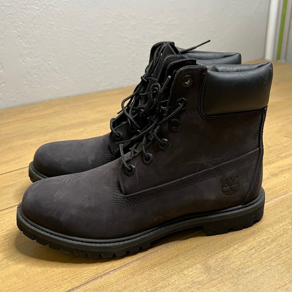 Timberland 6-Inch Premium Boot Women 9.5 Black Waterproof Leather 8658A Lug Sole
